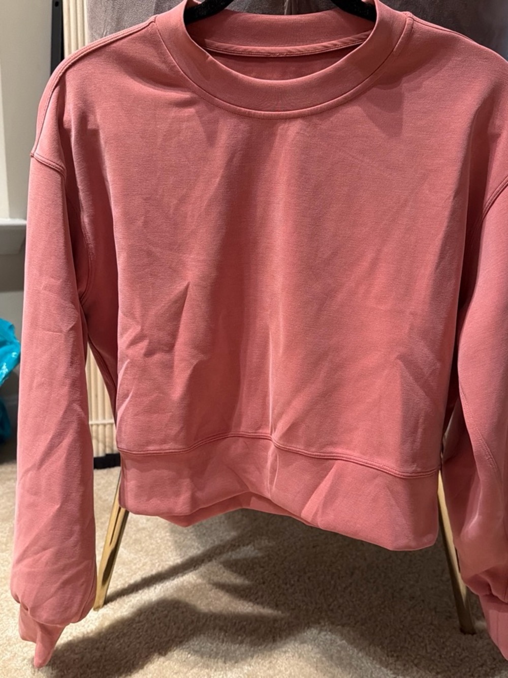 Lululemon Women's Pink Crewneck Pullover Sweatshirt